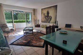 Palais des Festivals, Embarcadère Pour les Iles de Lérins et Plages à 20mn