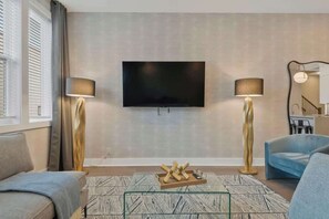 The carefully curated furnishings in this home are perfectly suited for all size groups. 
Settle in, lounge, relax with friends and family - you will love your time at the beautiful home!
