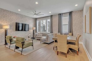 The open concept living room and kitchen with dining table ensure that everyone can participate in the fun! 
The home offers plenty of space to spread out and settle in.