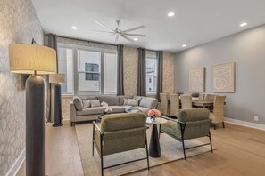 The open concept living room and kitchen with dining table ensure that everyone can participate in the fun! 
The home offers plenty of space to spread out and settle in.