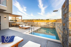 Exterior private pool area