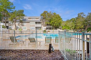 Hidden Dunes Cottage community pool