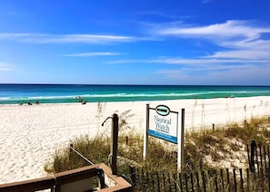 Nautical Watch Beach and rinsing station