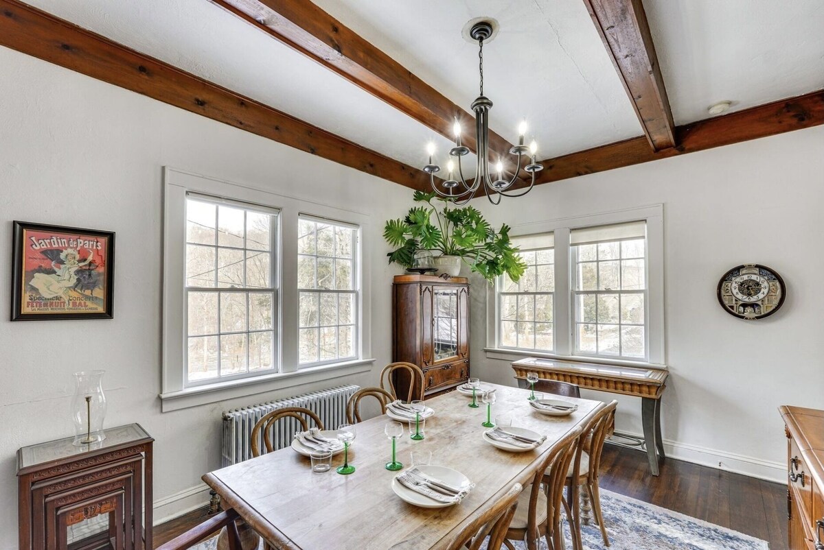 Crystal Cottage Retreat