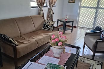 Seaview Apartment - One bedroom Apartment