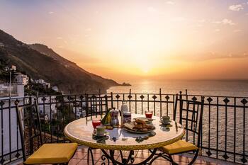 \Flatiron app 1-2 - Infinity View Retreat: Experience the Amalfi Coast Magic\