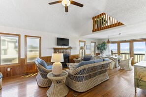 Mid Level Living Area
