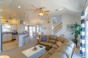 Top Level Living Area