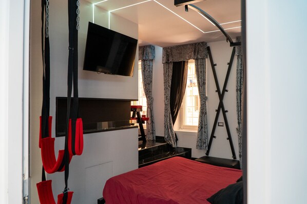 Suite con Smart Tv e camino a bioetanolo