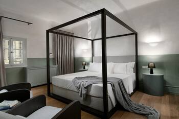 Stunning Athens Apartment | 1 Bedroom | Apartment Juvia | Athinaidos