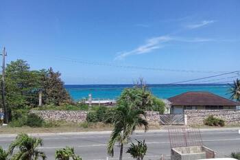 Beachside Bliss: Your Dream Studio Apartment Escape on Jamaica's North Coast!