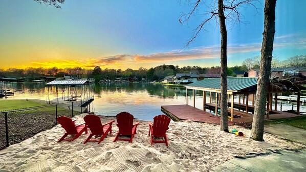 Relax & enjoy sunsets on your own private beach & 2-slip dock on the quiet cove!