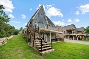 Two levels of outdoor gathering space