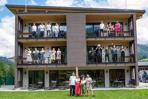 Goldener Adler Oberried - Hotel & Appartements, (Oberried), LHS 00258-Team