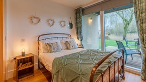 Bedroom Two, Firecrest, Bolthole Retreats