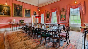 Banquet Hall, Kentchurch Court, Bolthole Retreats
