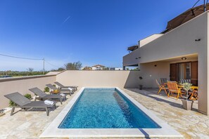 Holiday Home Swimming Pool