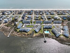 Nestled between the Intracoastal & the Atlantic