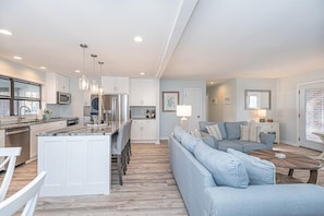 Kitchen, Overview 2