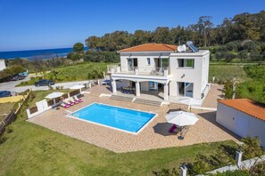 Villa Chrystalla image