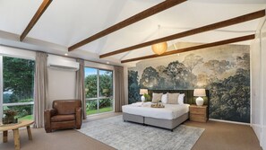 Bedroom | King | Parent Retreat