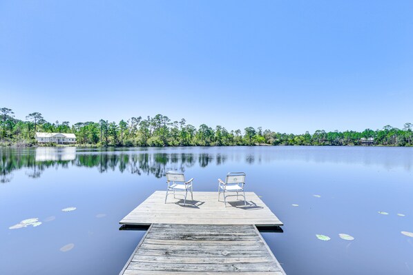 Carrabelle Vacation Rental | 3BR | 2BA | 1,275 Sq Ft | Steps Required to Enter