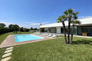 Autumn, Garden, Pool, Spring, Summer