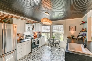Kitchen | Dining Area | Drip + Keurig Coffee Makers | Cooking Basics