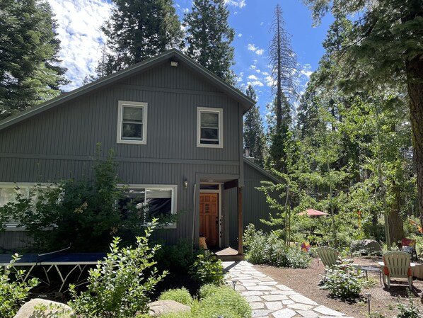 Willow Wood Cottage- Entrance