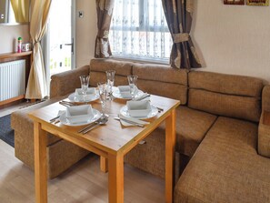 Open plan living space | SW12, Felixstowe