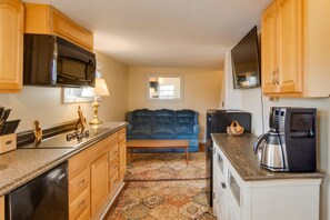 Living Room | Kitchen | Cooking Basics