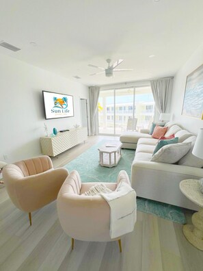 Comfortable living room seating for 6