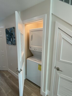 Washer & Dryer