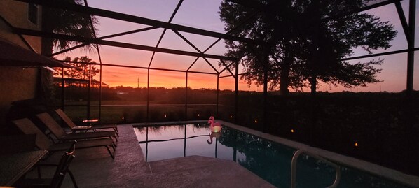 PoolDeck