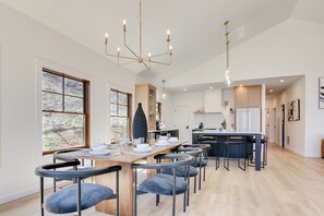 Dining Area | 1st Floor