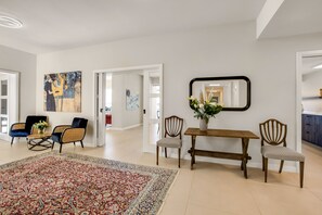 Lounge (2)