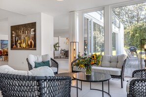 Lounge (2)
