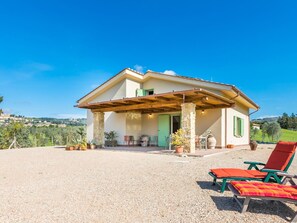 Ciel, Bâtiment, Ombre, Plante, Arbre, Paysage, Maison, Chalet, Zone Rurale, Loisir