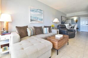 Silver Shells St. Croix 401 - Plenty of Seating