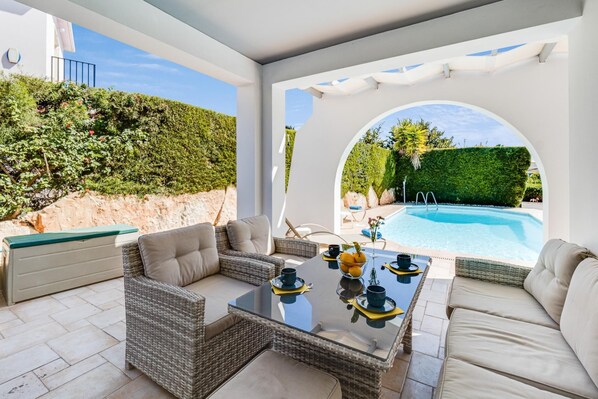 Corallia Beach Villa (13035)