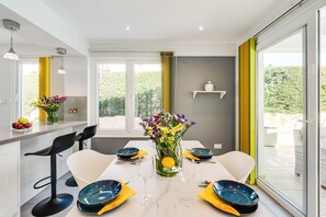 Corallia Beach Villa (13040)