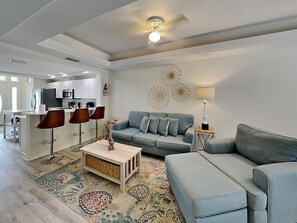 Open and Inviting Floor Plan