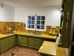 Private kitchen