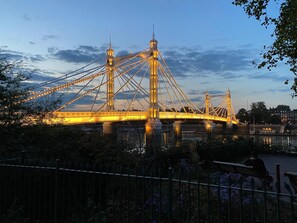 Just a two minute walk to Londons famous River Thames. Spectacular evening walks
