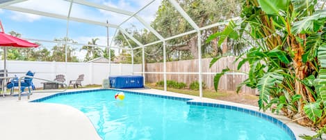 Pool/Lanai Area