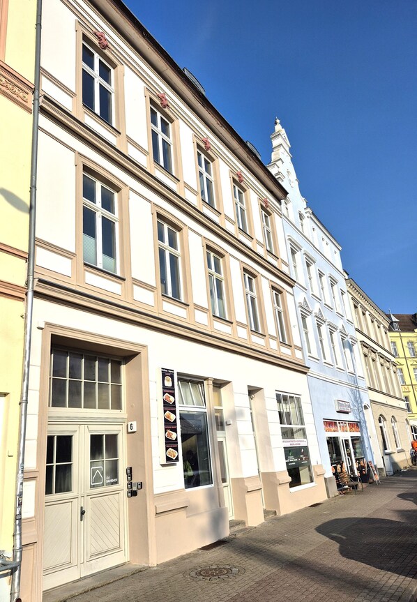 Blick auf die Fassade