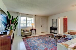Relaxed decor