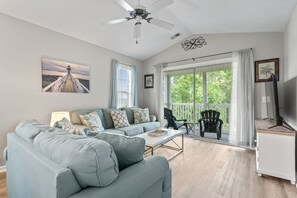 Spacious and Comfortable (2)