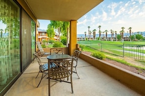 2 Marriott's Desert Springs Villas 2 bedroom - patio (3).jpg