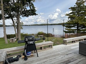 Such a relaxing location along the coast of Maine !